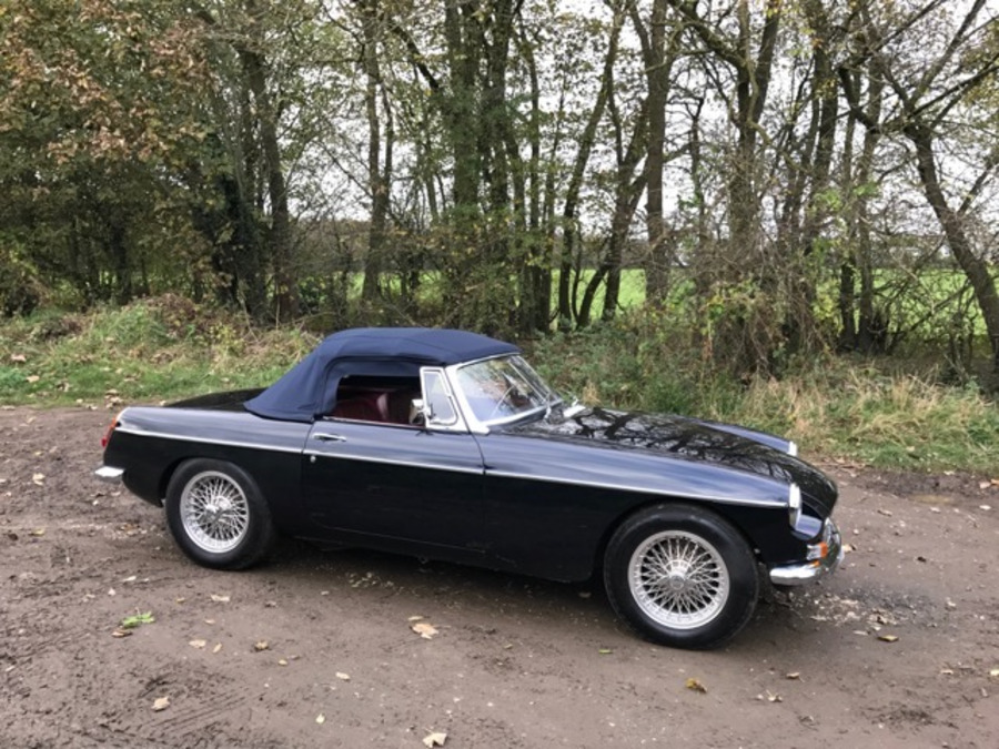 What are the key differences between the MGB GT and the MGB Roadster?: News | What are the key differences between the MGB GT and the MGB Roadster?