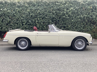 MGB Roadster MGB Roadster