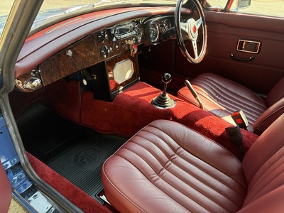 MGB GT