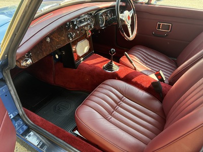 MGB GT