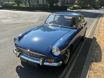 MGB GT