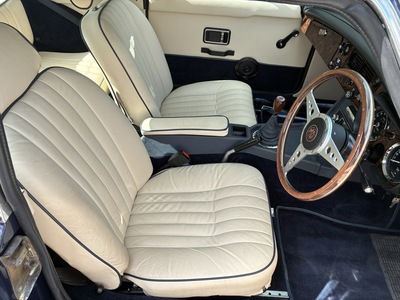MGB GT