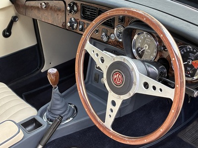 MGB GT